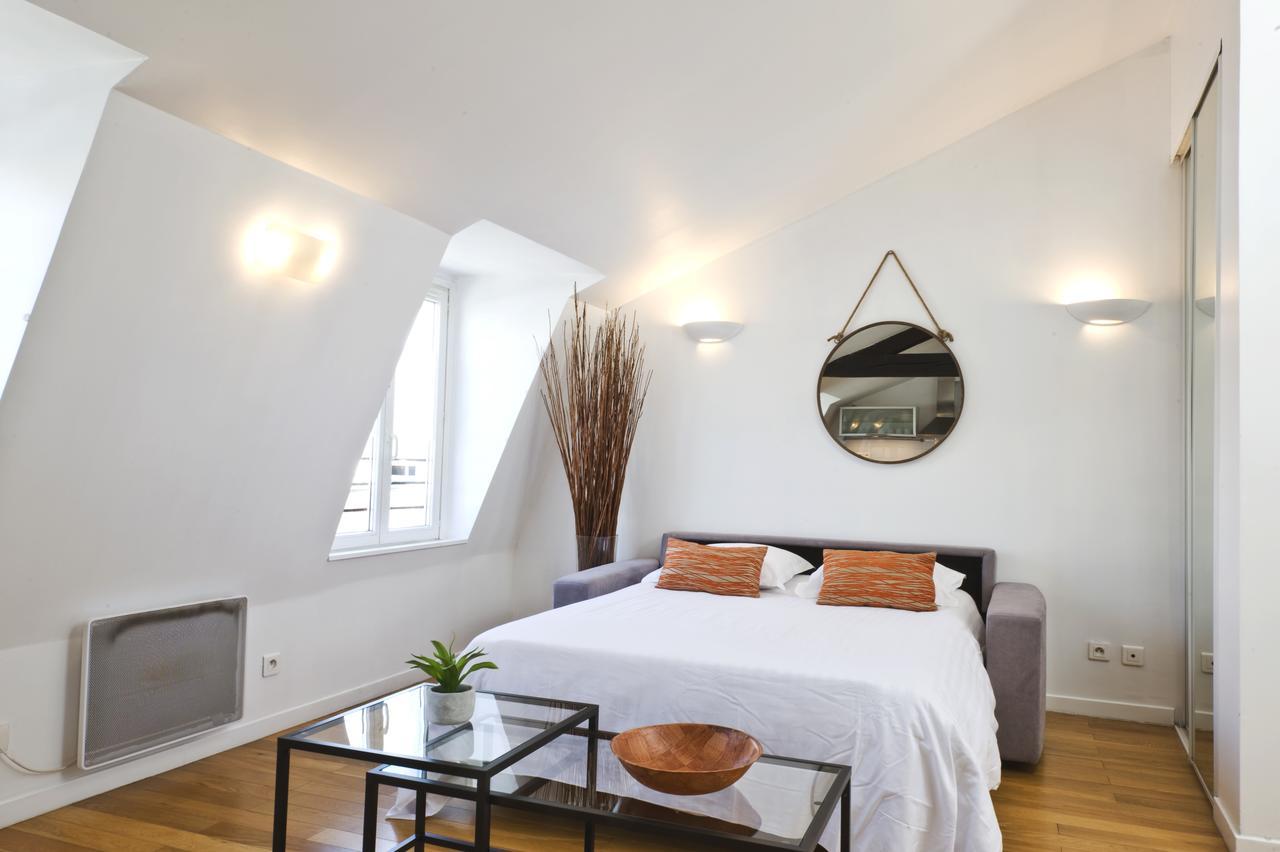 Pick A Flat'S Apartments In Batignolles - Rue Biot Paris Room photo